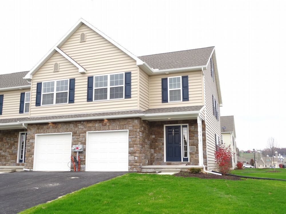 367 Mount Olive Ln, Ephrata, PA 17522 Townhome Rentals in Ephrata PA