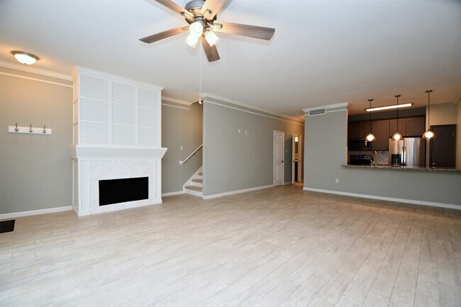 Foto del edificio - 382 Wilcrest Dr