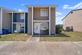 Building Photo - 3923 Molina Rd