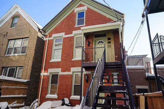 Foto del edificio - 2155 W Potomac Ave