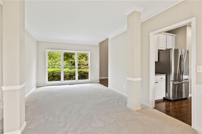 Building Photo - 11100 Chandon Way