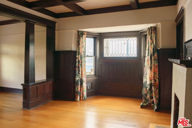 Foto del edificio - 3210 Manitou Ave