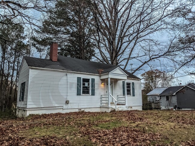 Building Photo - 4665 Pyne Dr