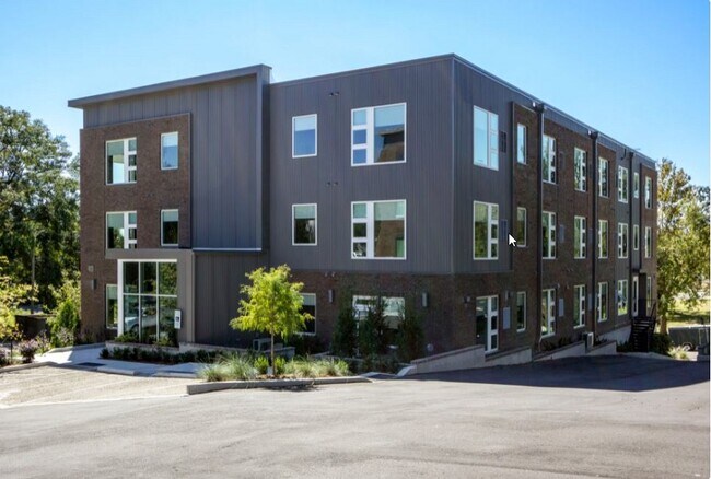 Building Photo - 411 Wooster St
