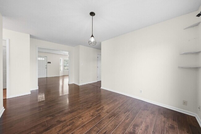 Building Photo - Charming 3-Bedroom Home with 2 Full Baths Ranch, Fenced in backyard with Storage Shed - Your Perf...