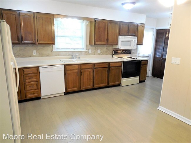 Building Photo - 3 br, 2 bath House - 715 N. 37th St.