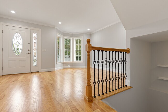 Building Photo - 58 Holton St