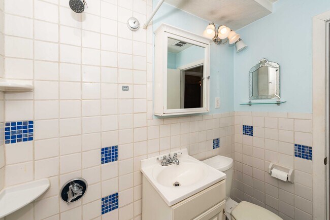 Foto del edificio - 135 Inman St