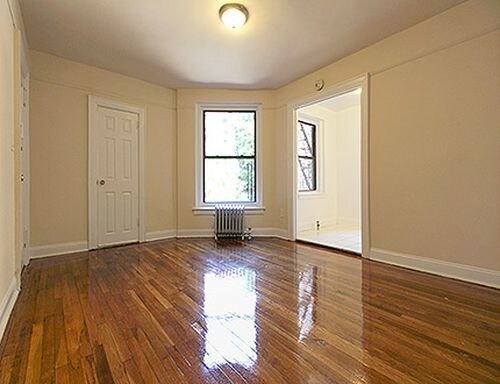 Foto principal - 3756 80th St