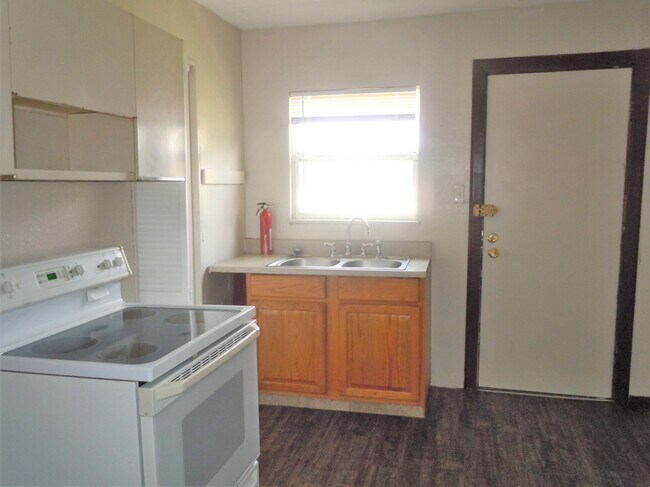 Foto del edificio - 2803 Herbert St