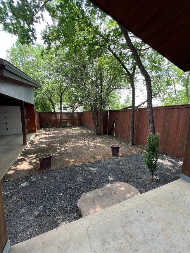 Foto del edificio - Luxury Home - Close to UT