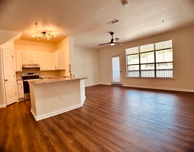 Foto del edificio - 1575 Ridenour Pkwy NW