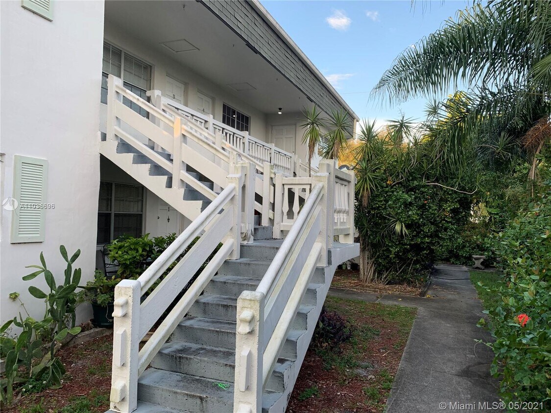 5240 SW 90th Way Unit 2, Cooper City, FL 33328 Apartment for Rent in