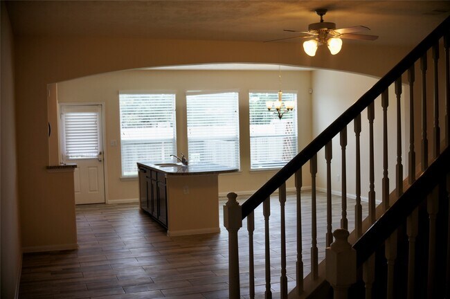 Foto del edificio - 1619 Grable Cove Ln