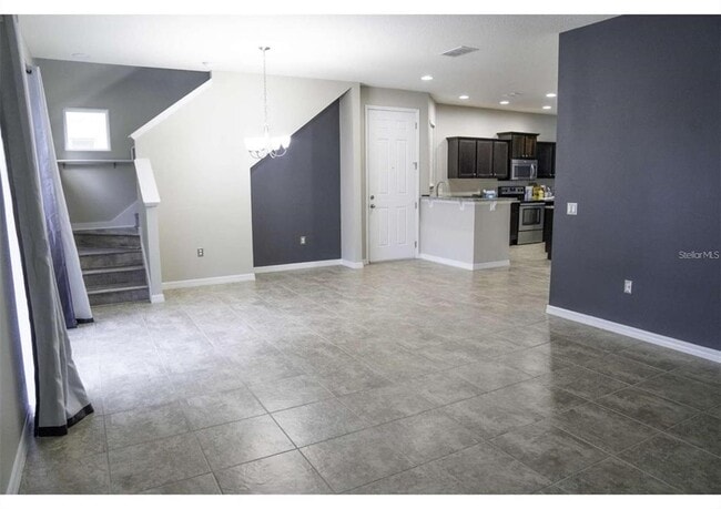 Building Photo - 4840 Poolside Dr