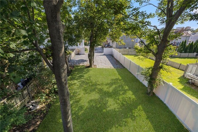 Foto del edificio - 7 Sheffield Ave