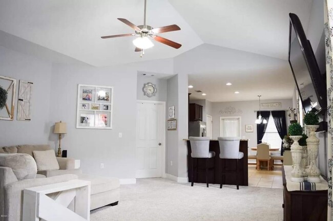 Building Photo - 4039 Brook Stone Dr