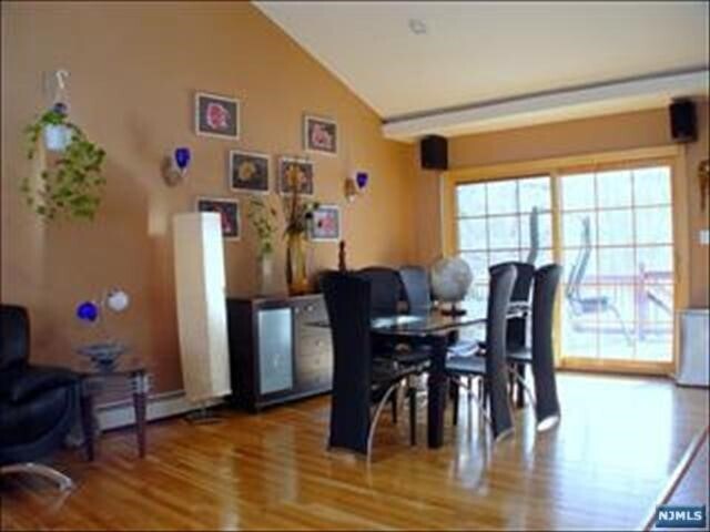 Building Photo - 14 Jonquil Ct