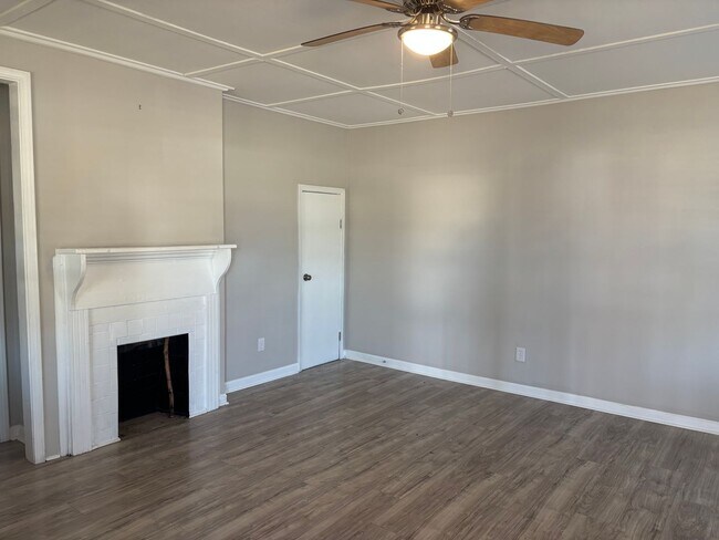 Foto del edificio - 3503 S Broad Pl SW