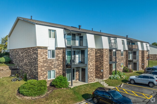 Building Photo - ReNew High Ridge