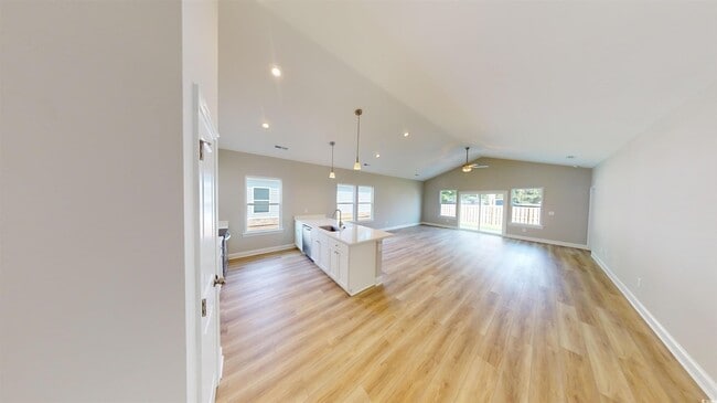 Building Photo - 1056 Moen Lp