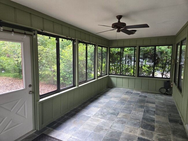 Building Photo - 2BR/2BA in Turkey Creek Forest 55+ Community