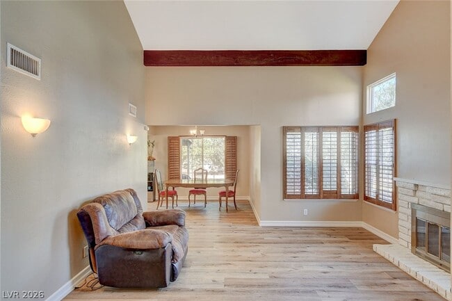 Building Photo - 2408 El Cortez Ave