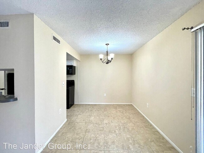 Building Photo - 2 br, 2 bath House - 1170-C Calle del Rey