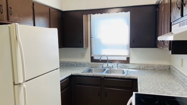 Building Photo - 305 W 65th St