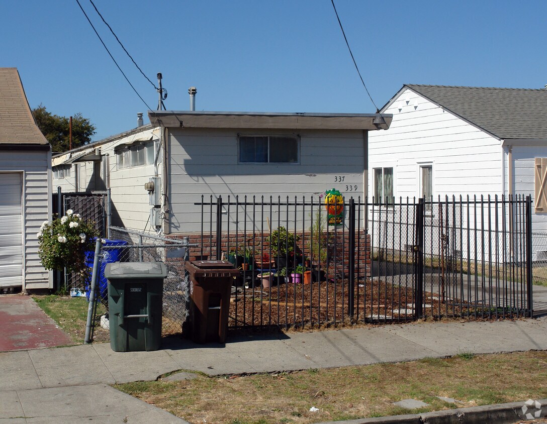 Primary Photo - 337-339 S 15th St