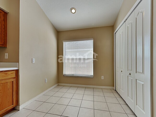 Foto del edificio - 11240 Lake Lanier Dr
