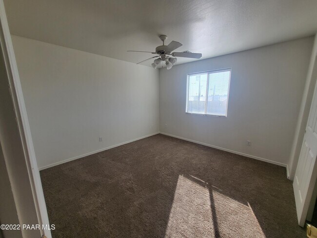 Building Photo - 8127 E Rosalie Rd