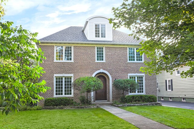 Foto principal - 241 Linden Ave