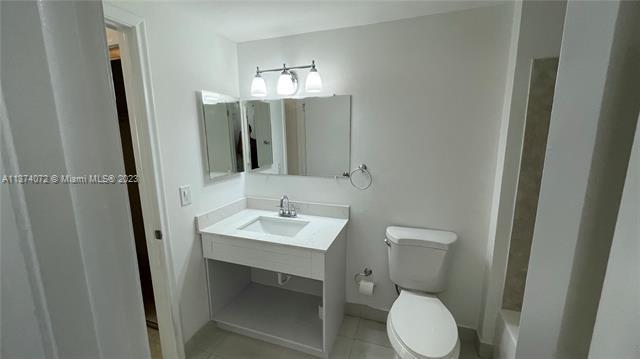 Foto del edificio - 7900 Camino Cir
