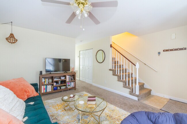 Foto del edificio - 101 Brookview Cir