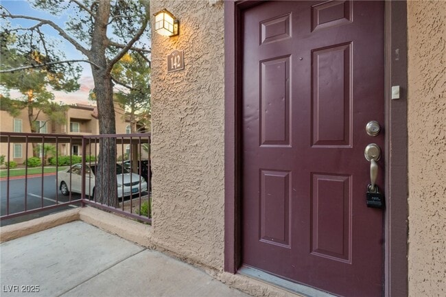 Building Photo - 9325 W Desert Inn Rd