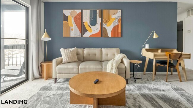 Foto del edificio - 1071 Clayton Ln