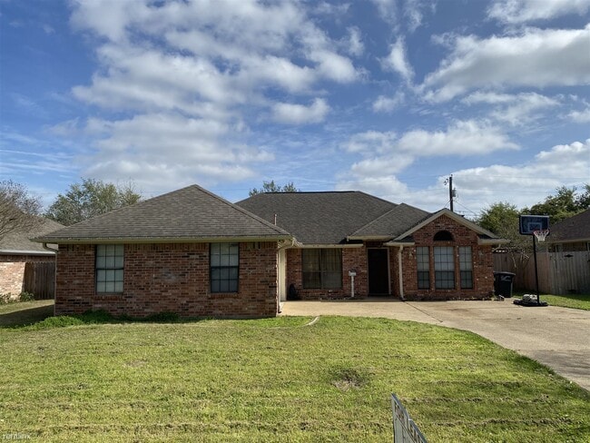 Building Photo - 4 br, 2.5 bath House - 2905 Durango Ct