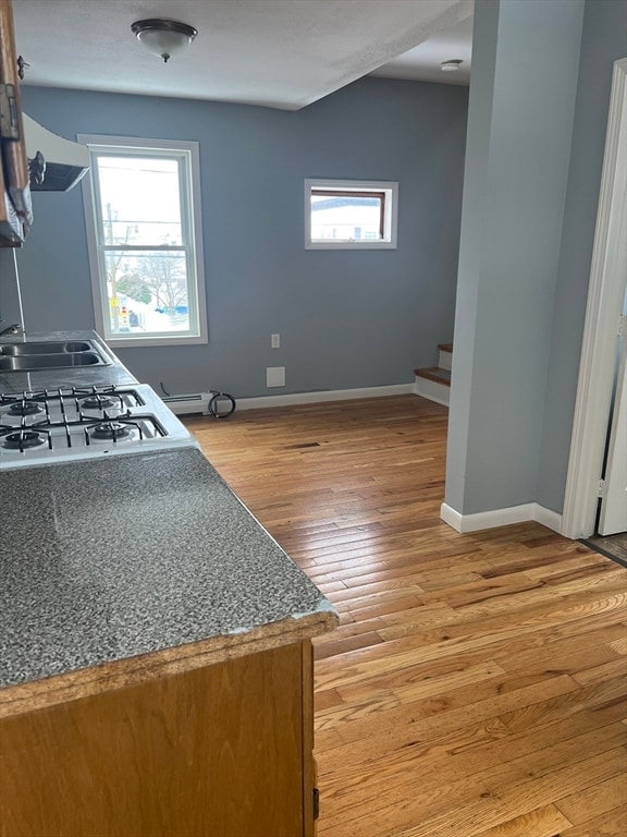 Building Photo - 56 Bristow St