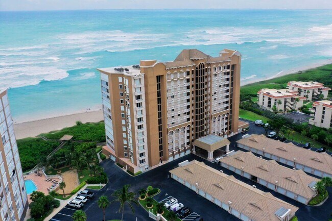 Building Photo - 4160 N Hwy A1A