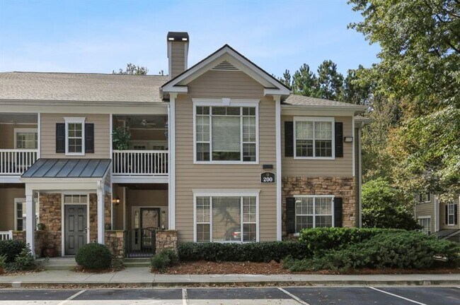 Building Photo - 2400 Cumberland Pkwy SE