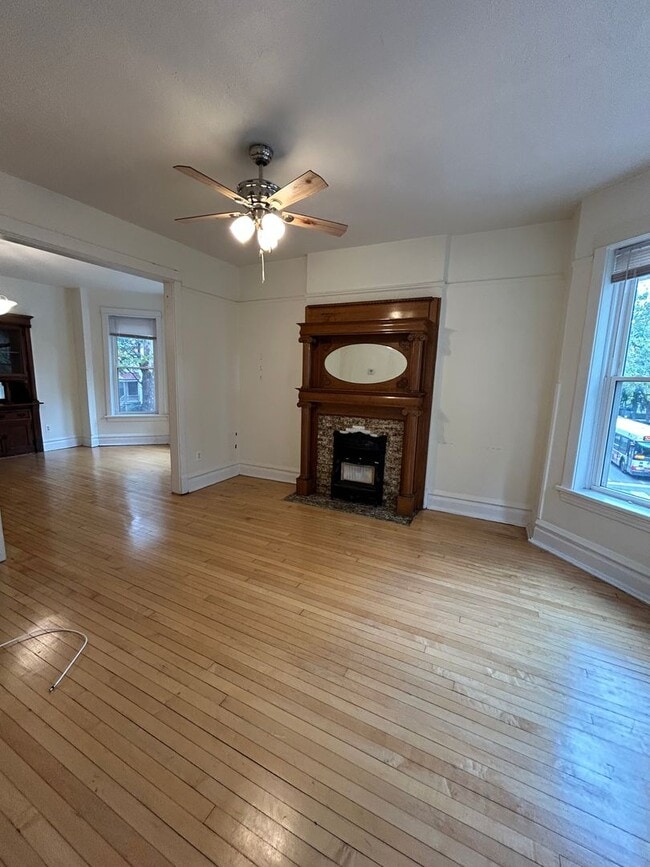 Photo - 3701 N Damen Ave Apartment