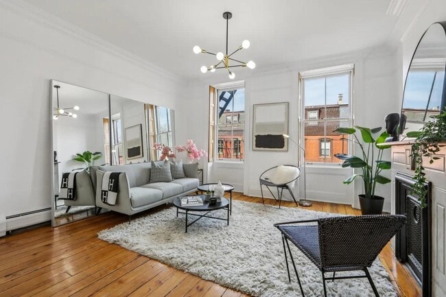 Building Photo - 299 8th St