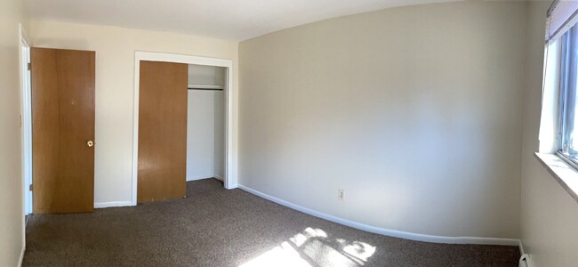 Foto del edificio - 2-Bedroom apartment 762 sq.ft  in Lakewood