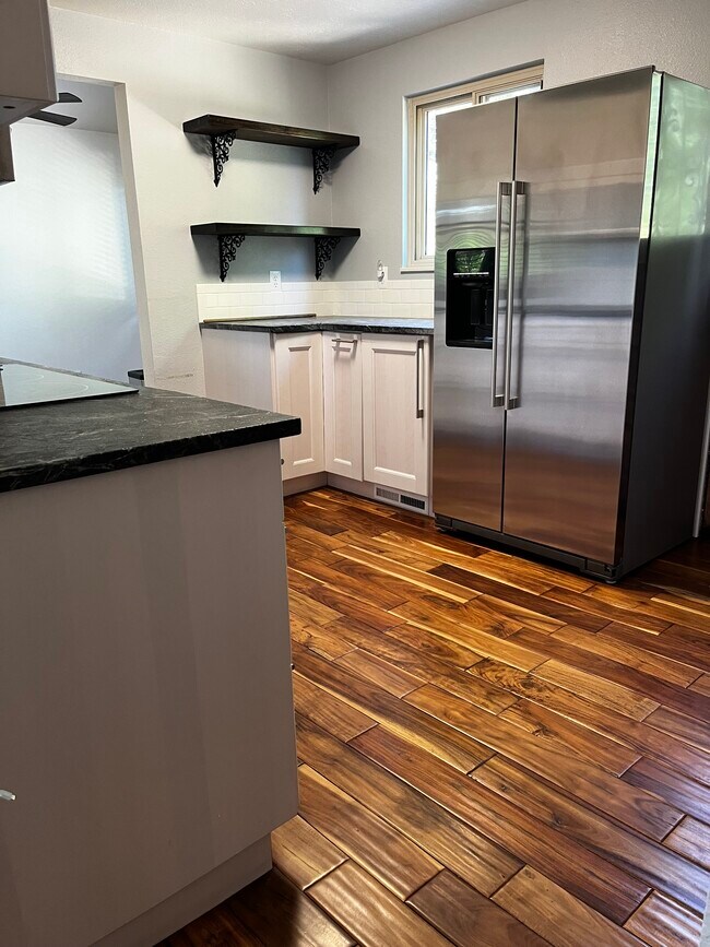 Foto del edificio - 5923 W Indore Pl