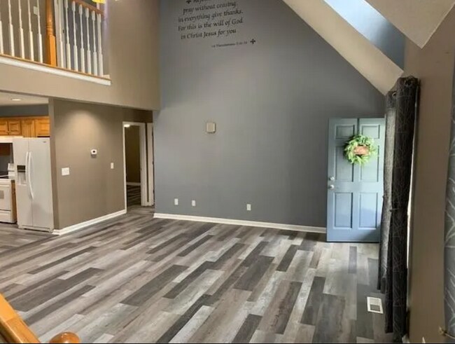 Foto del edificio - 5028 Dellwood Dr