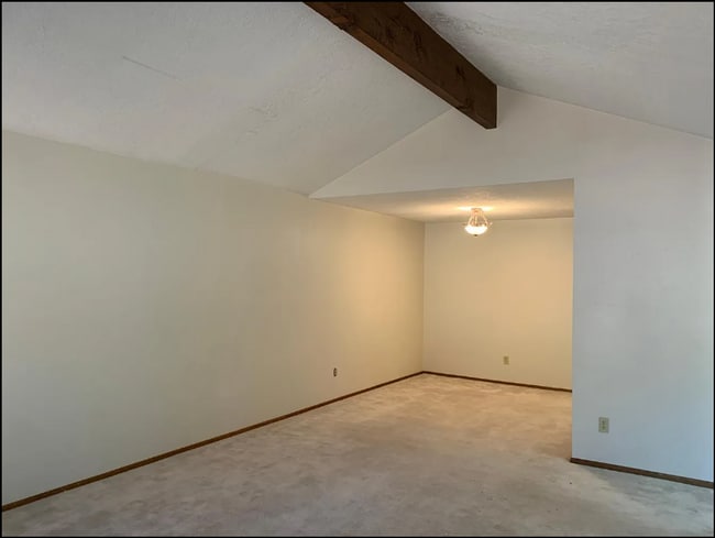Building Photo - 2428 Ptarmigan St NW