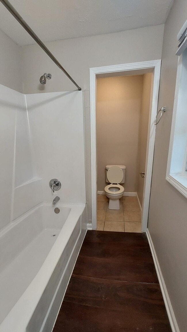 Building Photo - Duplex