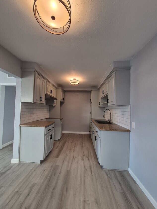 Foto principal - 404 N Garfield Ave