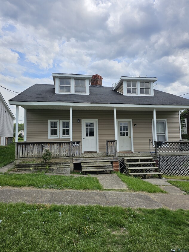 Primary Photo - 343 E Prospect St